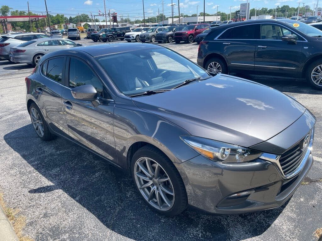 2018 MAZDA Mazda3