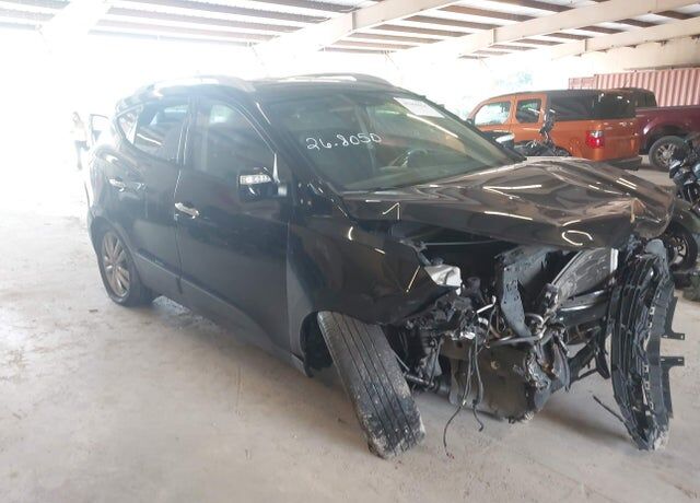 2011 HYUNDAI Tucson