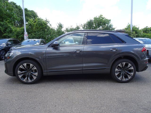 2026 Audi Q8