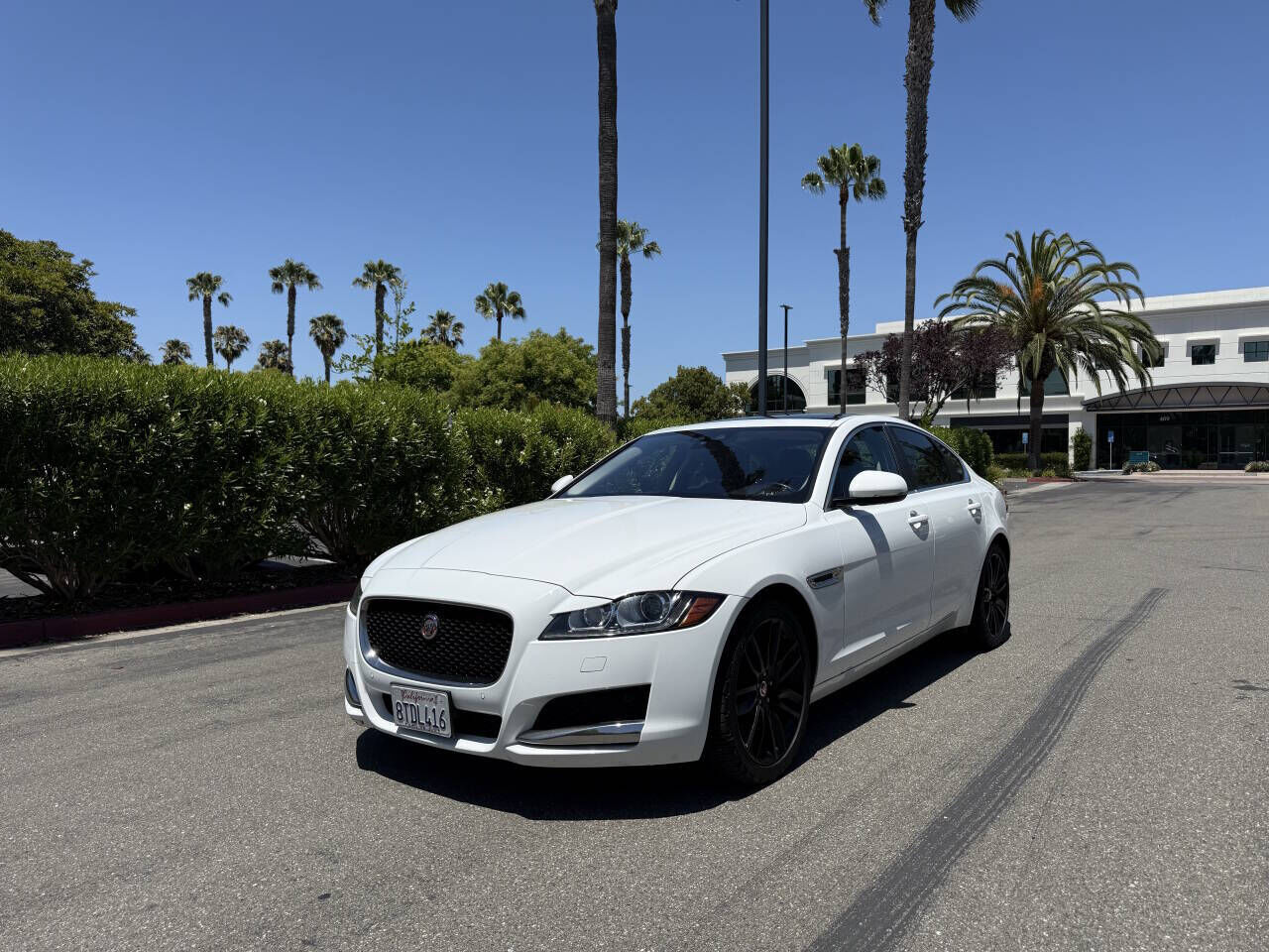 2017 JAGUAR XF