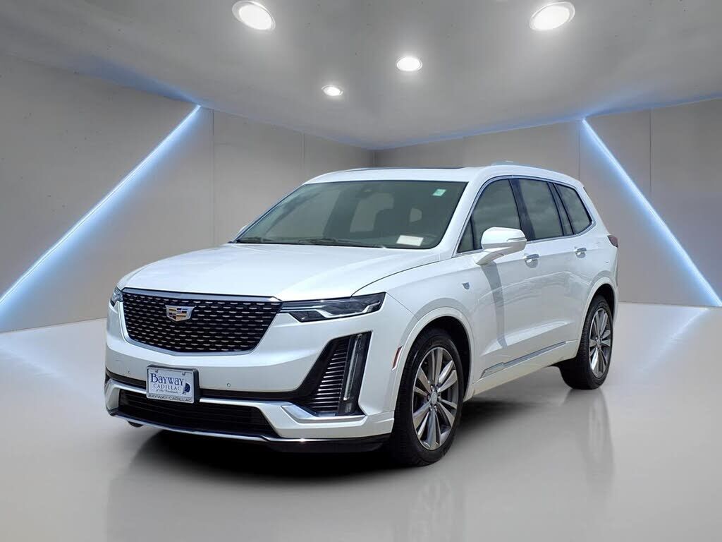 2020 CADILLAC XT6