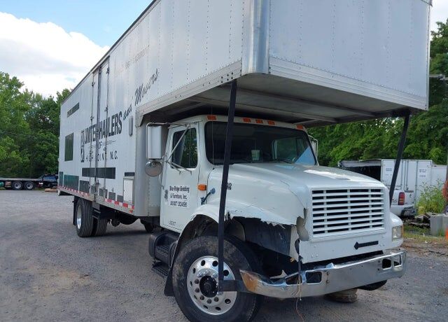 1999 INTERNATIONAL 4900