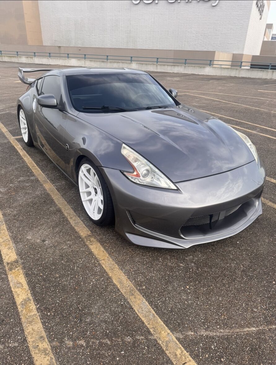 2016 NISSAN 370Z