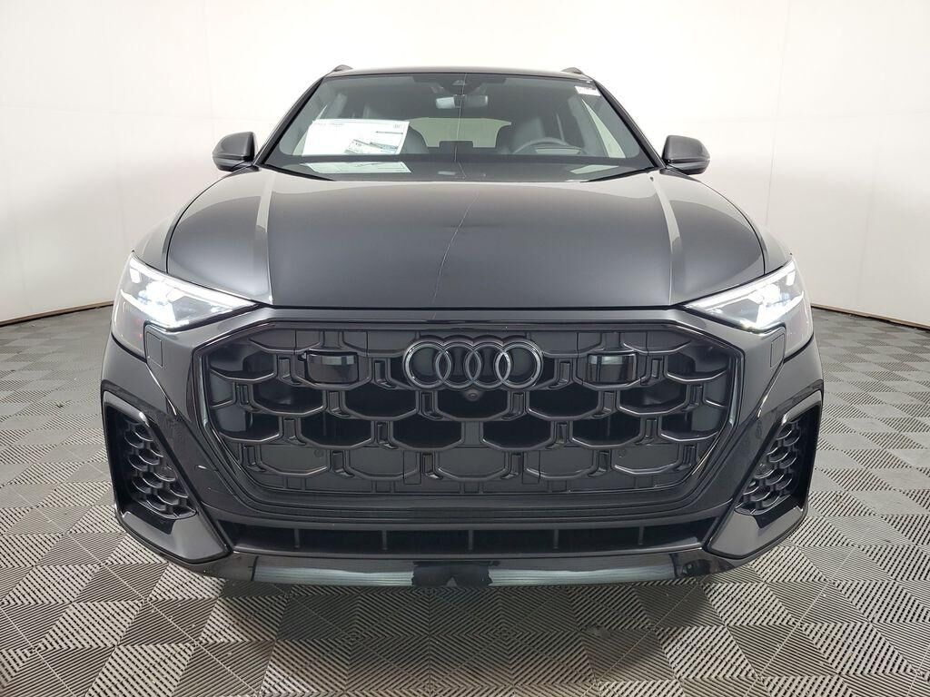 2026 Audi Q8