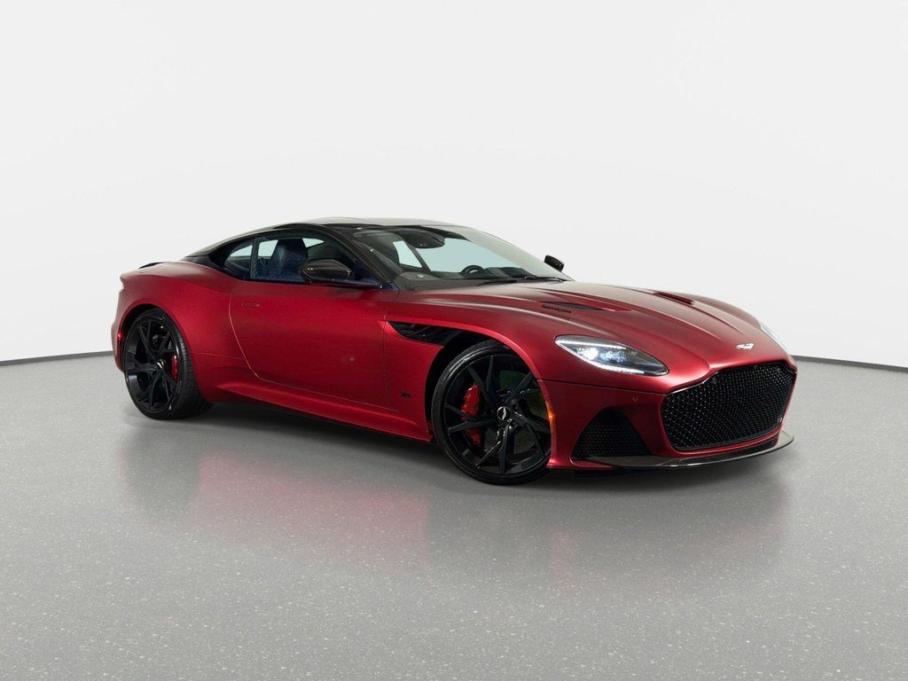 2019 ASTON MARTIN DBS