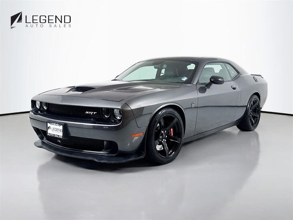2017 DODGE Challenger