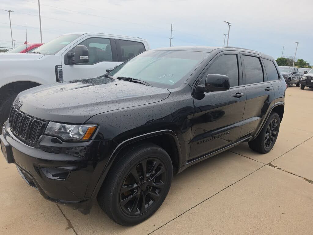 2022 JEEP Grand Cherokee