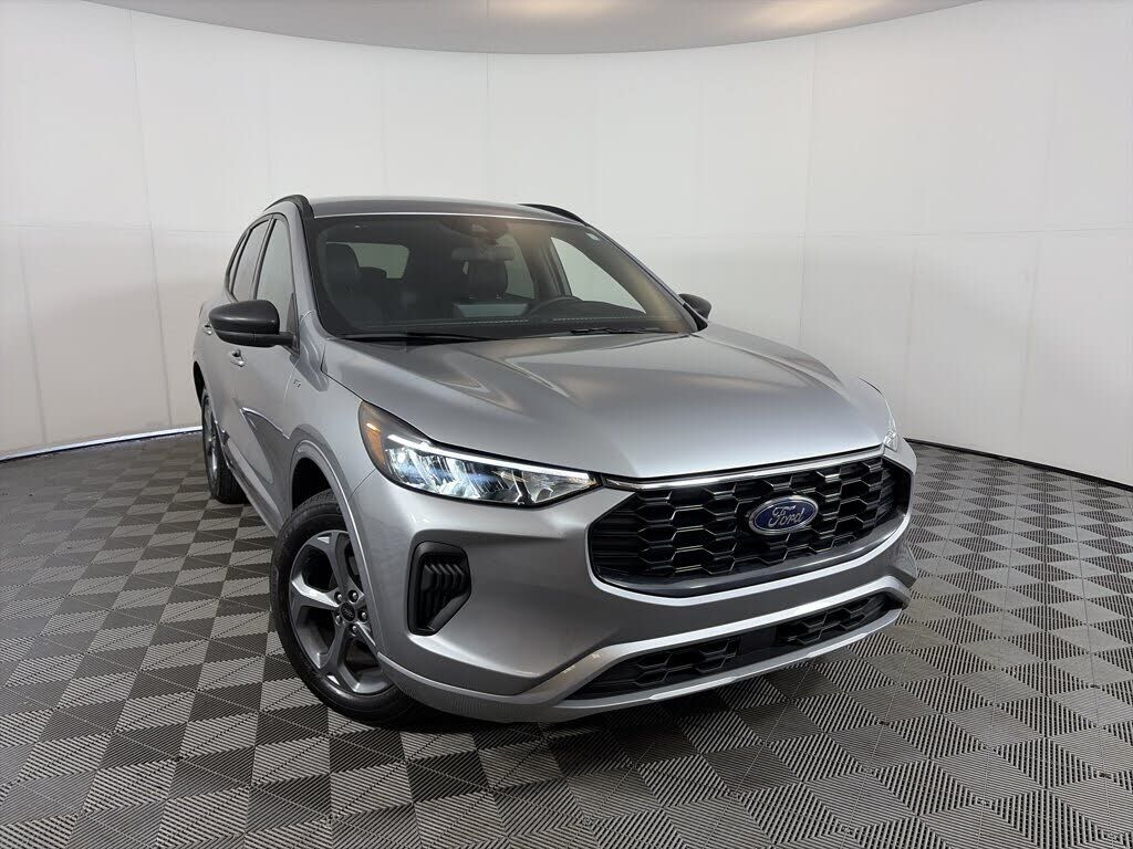 2024 FORD Escape