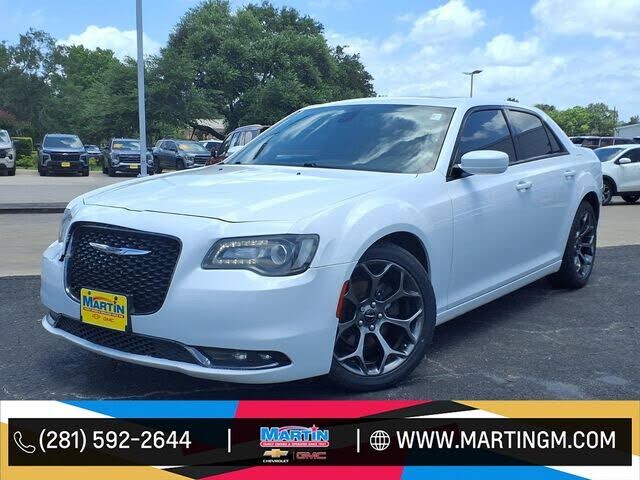 2017 CHRYSLER 300