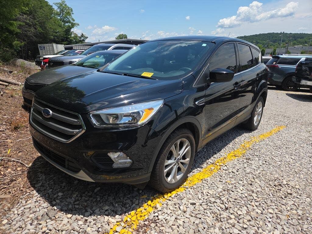 2017 FORD Escape