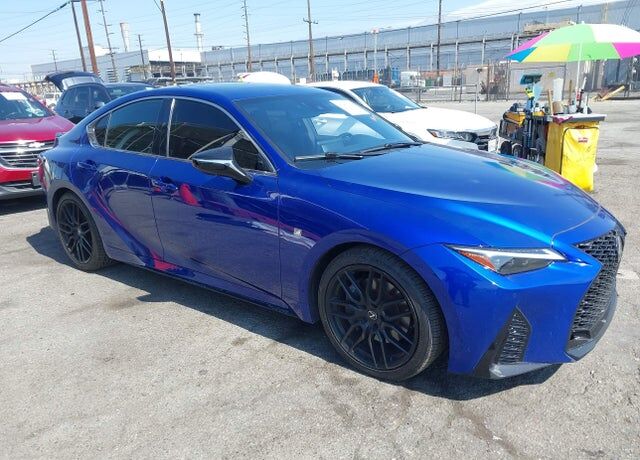 2021 LEXUS IS