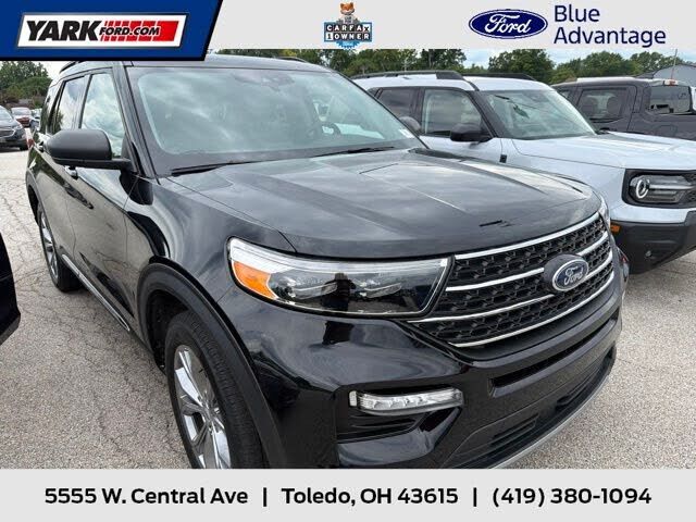 2023 FORD Explorer