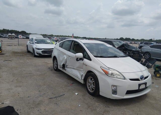 2011 TOYOTA PRIUS