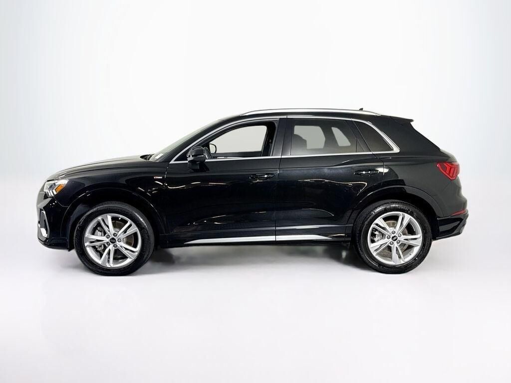 2023 Audi Q3