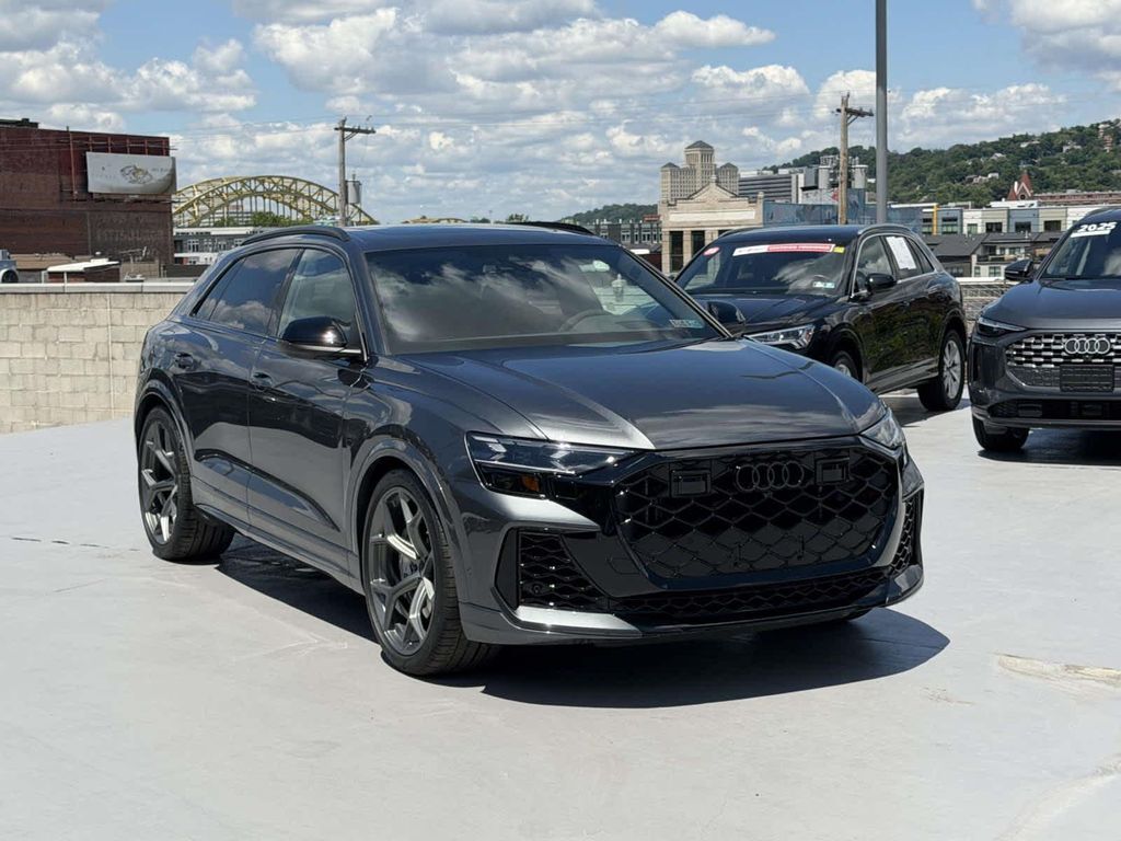 2026 AUDI RS Q8