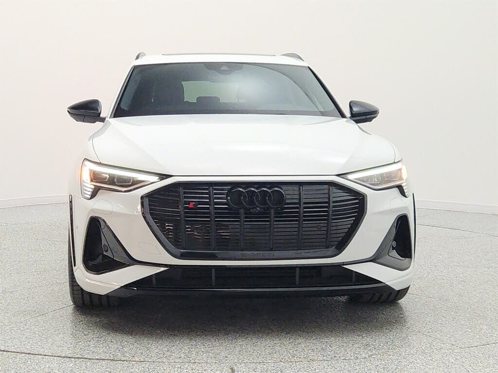 2023 Audi e-tron