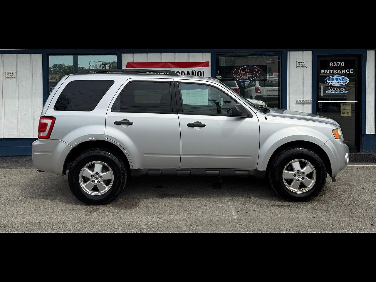 2011 FORD Escape