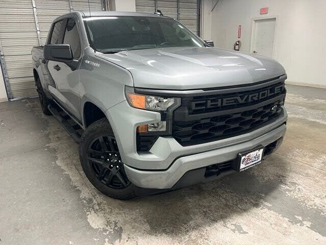 2025 CHEVROLET Silverado