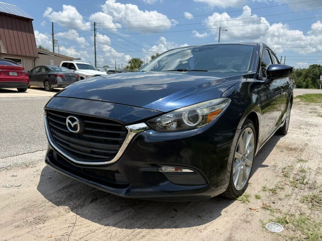 2017 MAZDA Mazda3