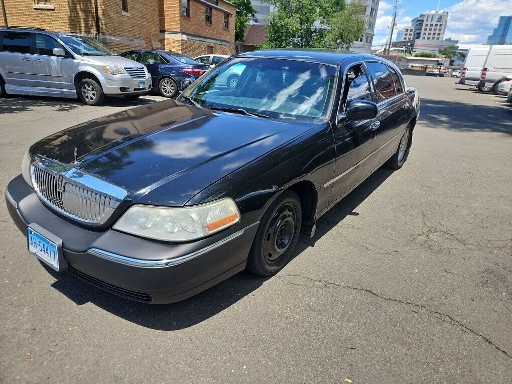 2007 LINCOLN Town Car