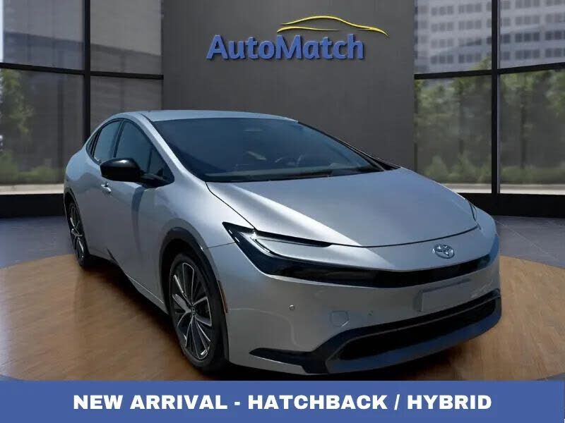 2024 TOYOTA PRIUS