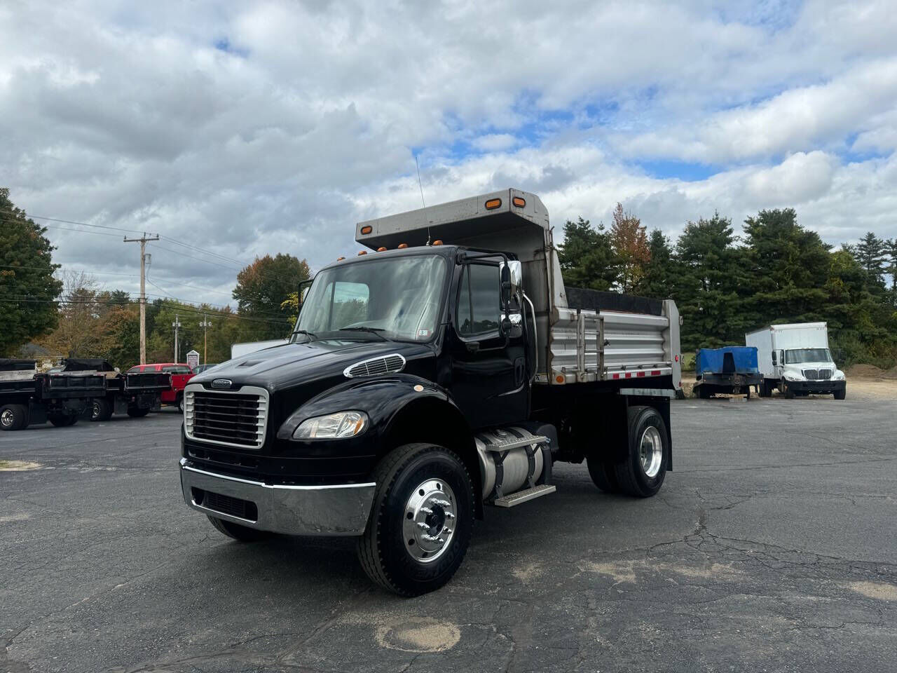 2012 FREIGHTLINER M2