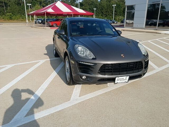 2015 PORSCHE Macan