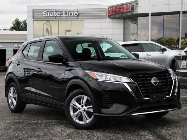 2025 NISSAN Kicks Play