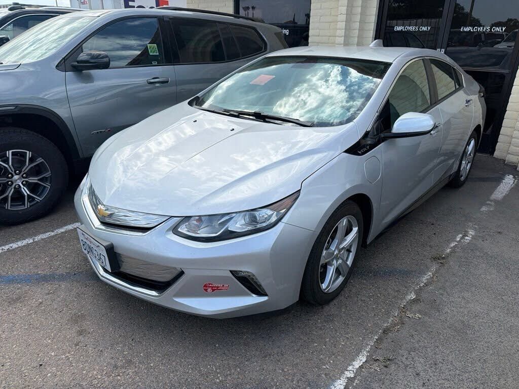 2018 CHEVROLET Volt
