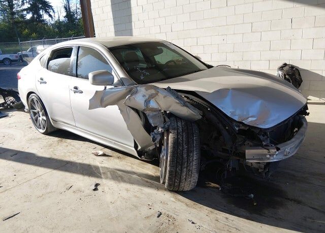 2012 INFINITI M37