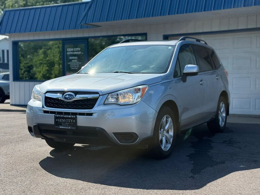 2015 SUBARU Forester