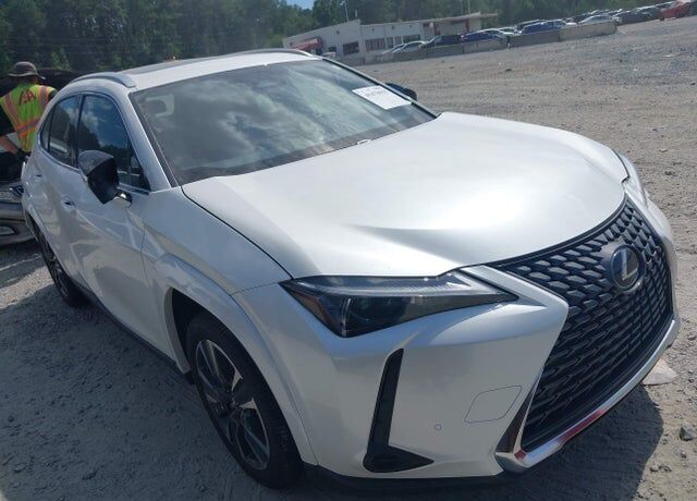 2025 LEXUS UX