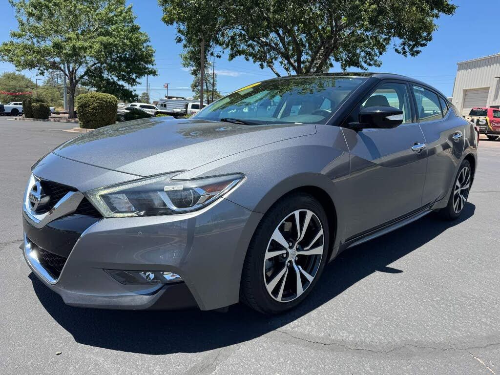 2016 NISSAN Maxima