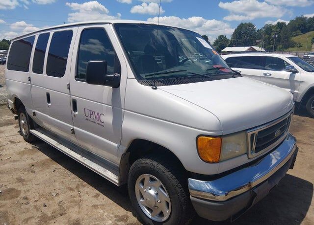 2006 FORD E-350