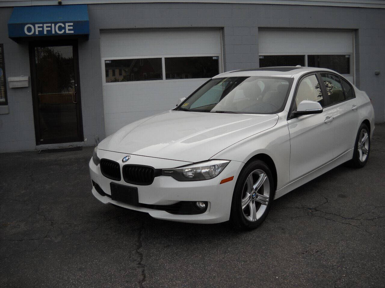 2012 BMW 3 Series