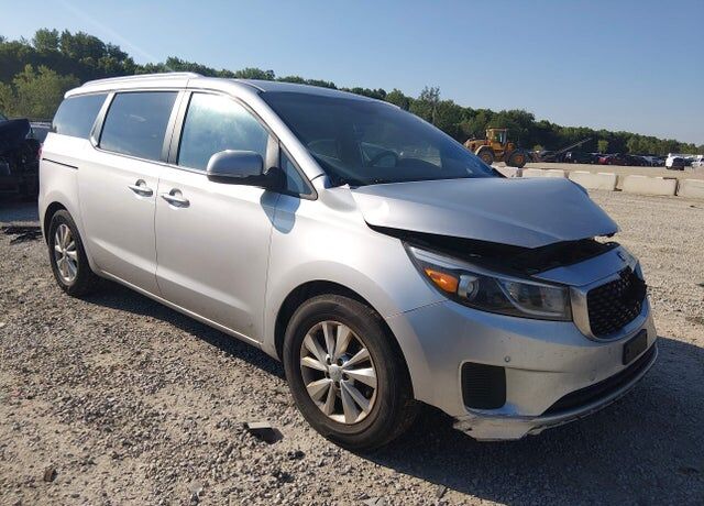 2017 KIA Sedona