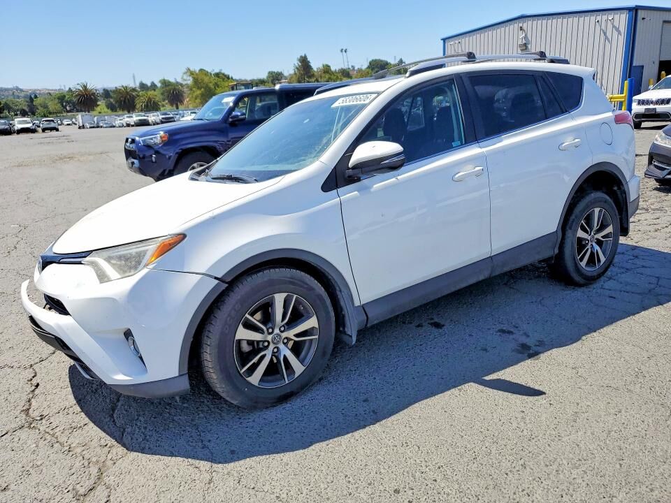 2016 TOYOTA RAV4