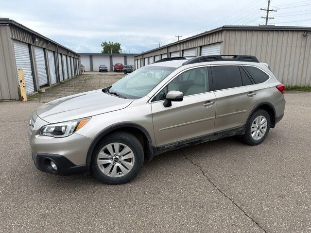 2015 SUBARU Outback