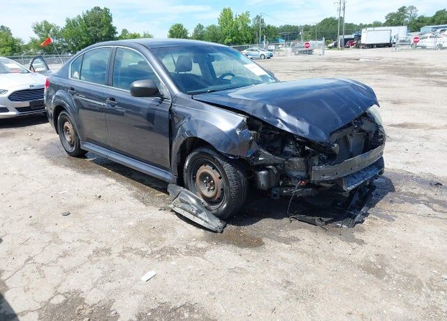 2013 SUBARU Legacy
