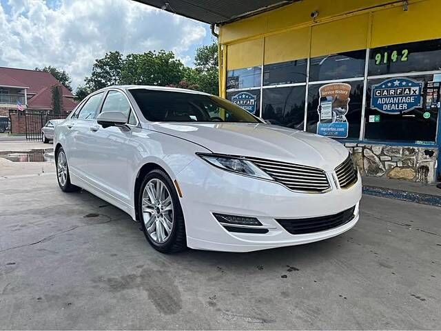 2016 LINCOLN MKZ