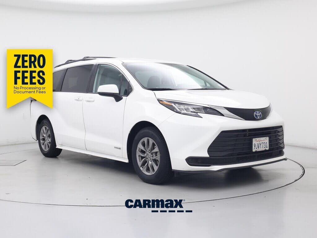 2021 TOYOTA Sienna