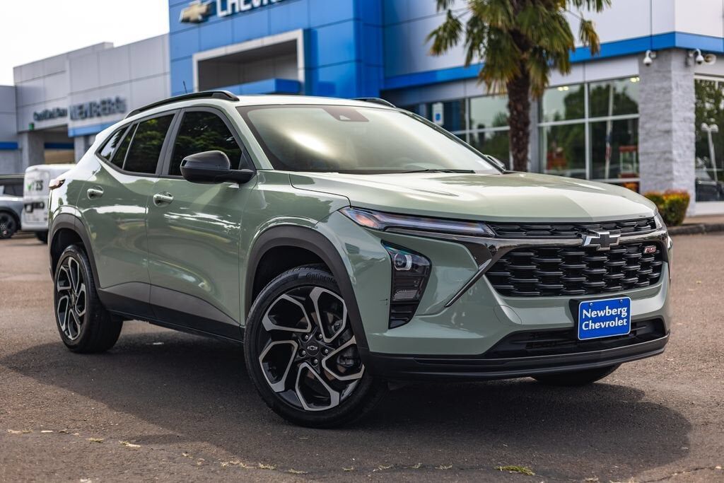 2024 CHEVROLET Trax