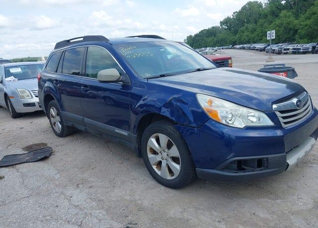 2011 SUBARU Outback