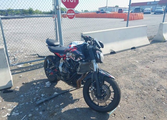 2016 YAMAHA FZ07