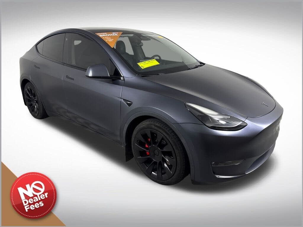 2022 TESLA Model Y