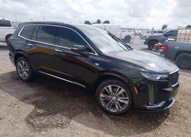 2025 CADILLAC XT6