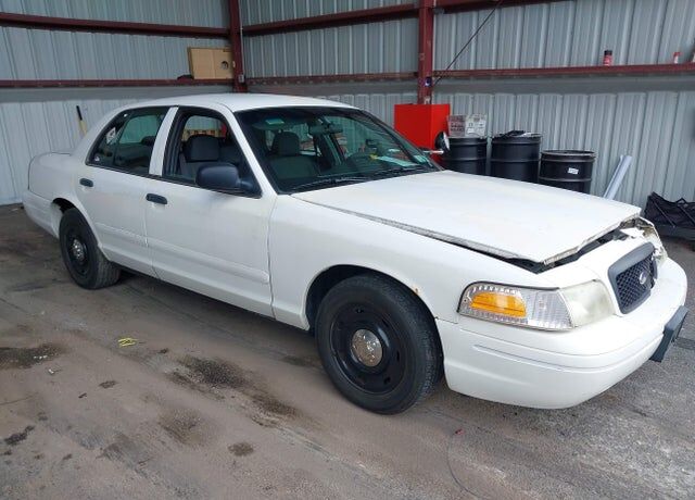 Ford Crown Victoria