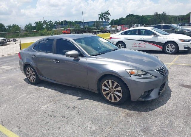 2014 LEXUS IS