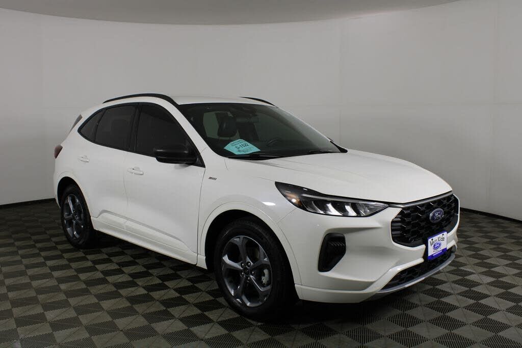2023 FORD Escape