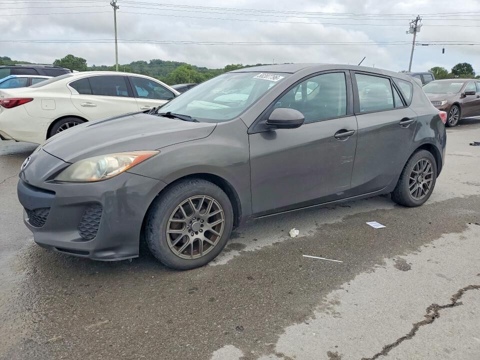 2013 MAZDA Mazda3
